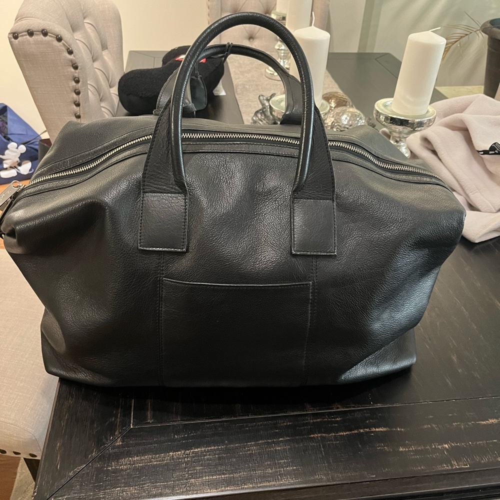 Kenneth Cole genuine leather bag